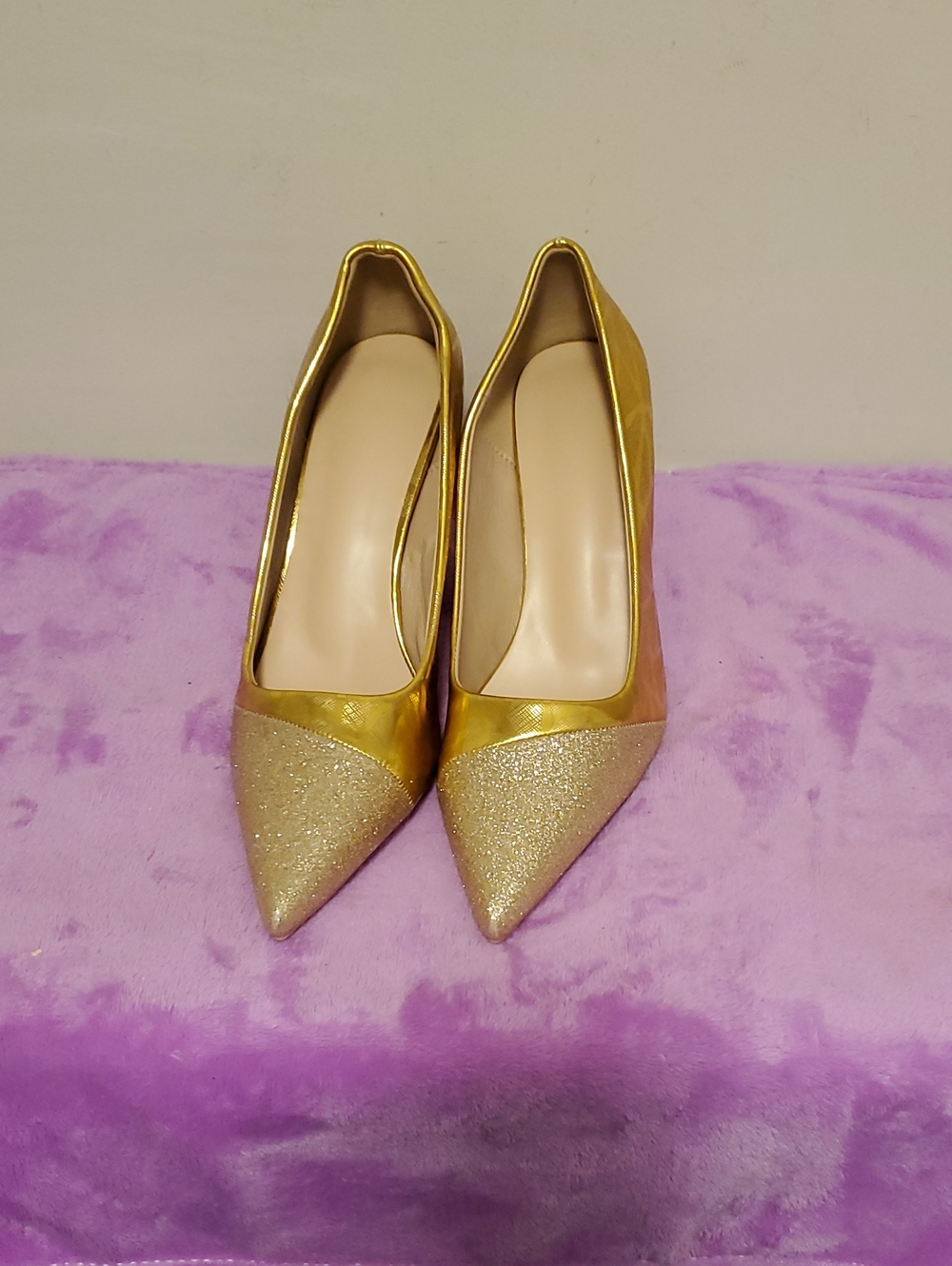 Pretty Angel Gold Pointed Toe Pumps with Glitter Cap